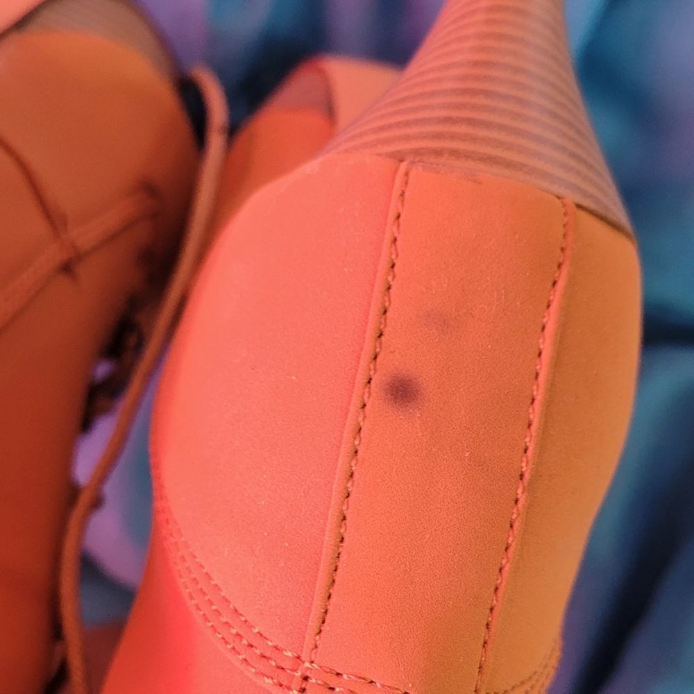 Heeled boots - Picture 5 of 6